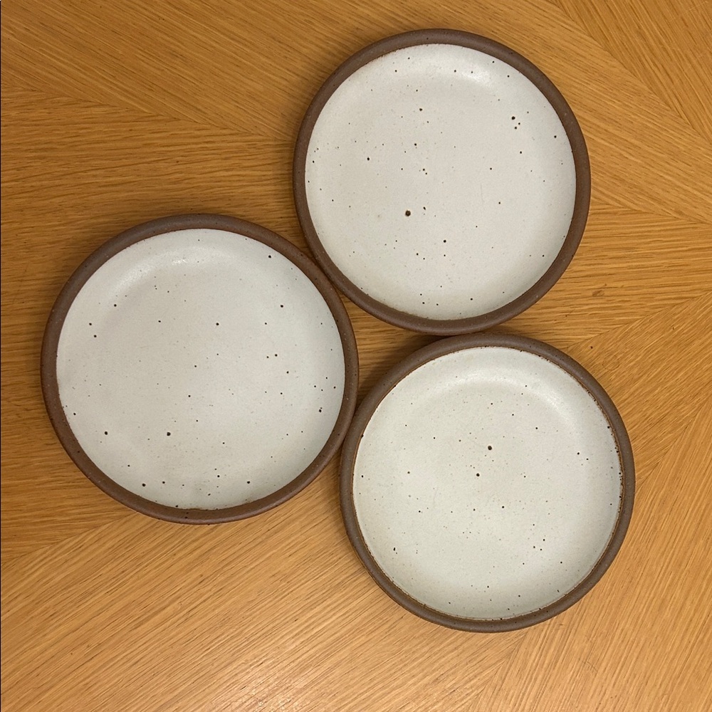 East Fork - Set of Three Cake Plates